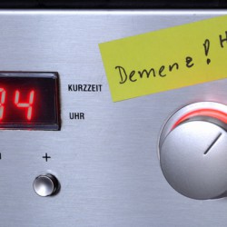 Demenz | Symptome, Formen, Ursachen Demenz bringt viele Probleme: praktisch im Alltag, aber auch psychisch-emotional © Gerhard Seybert / Fotolia