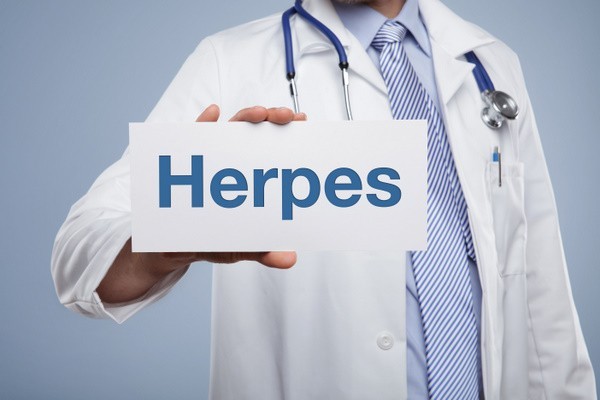 Herpes (© N-Media-Images / Fotolia) Herpes (© N-Media-Images / Fotolia)