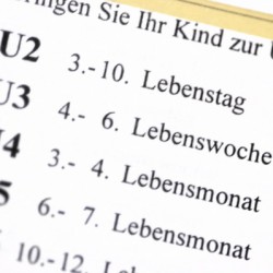 Vorsorgeuntersuchung U2 Vorsorgeuntersuchungen: Die U2 findet zwischen dem 3. und 10. Lebenstag statt (© Nicole Effinger - Fotolia.com)