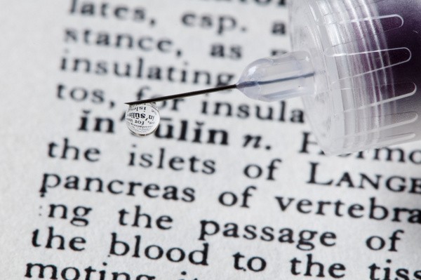 Insulin hat seinen Sinn und Zweck im Körper - macht uns aber auch das Abnehmen, genauer das Fettverbrennen und damit den Abbau des Bauchspecks schwer (© mbz1/Fotolia)