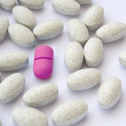 Langzeitantibiotika: Verordnung, Wirkweise, Nebenwirkung(en) Langzeitantibiotika (© pkulik / Fotolia)