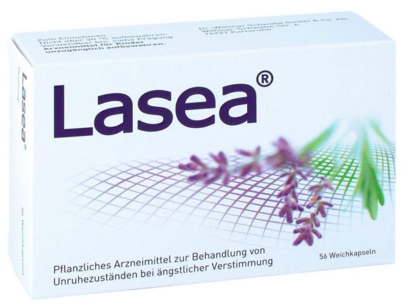 Lasea | Das pflanzliches Anxiolytikum von Dr. Schwabe scheint ein Bestseller in der Kategorie freiverkäufliche angstlösende Medikamente zu sein. Rezensionen sind ambivalent; in jedem Fall ist Lavendel als hilfreiches Mittel für die Psyche - nicht nur gegen Ängste - schon lange bekannt (Amazon)