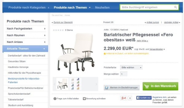 Ärzte, Krankenhäuser und Pflegeheime müssen sich in ihrer Ausstattung und beim Praxismobiliar auf die immer dicker werdenden Patienten einstellen - hier ein extra breiter Pflegesessel auf Rollen zum Stückpreis von knapp 2.300 EUR (Screenshot www.praxisdienst.de/Produkte+nach+Themen/Aktuelle+Themen/Medizinprodukte+fuer+Adipositas+Patienten/Bariatrischer+Pflegesessel+weiss.html am 04.06.2014)